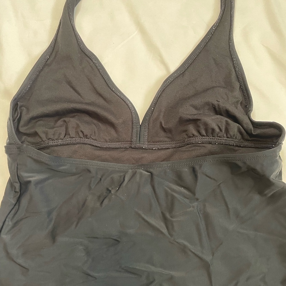 Catalina size medium black bikini swim top - Picture 4 of 5